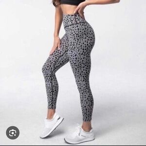 Balance Athletica Ascend Leggings